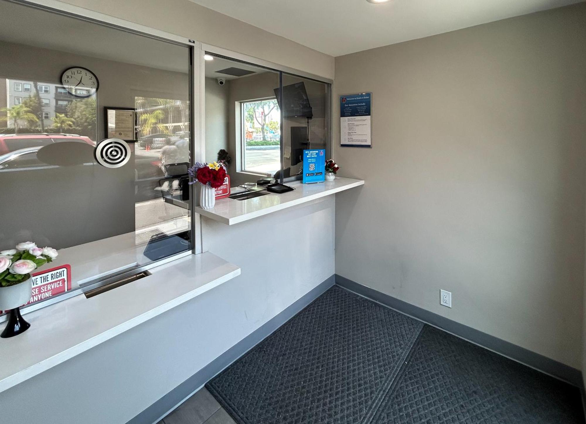 Studio 6 Suites Santa Ana, Ca ภายนอก รูปภาพ