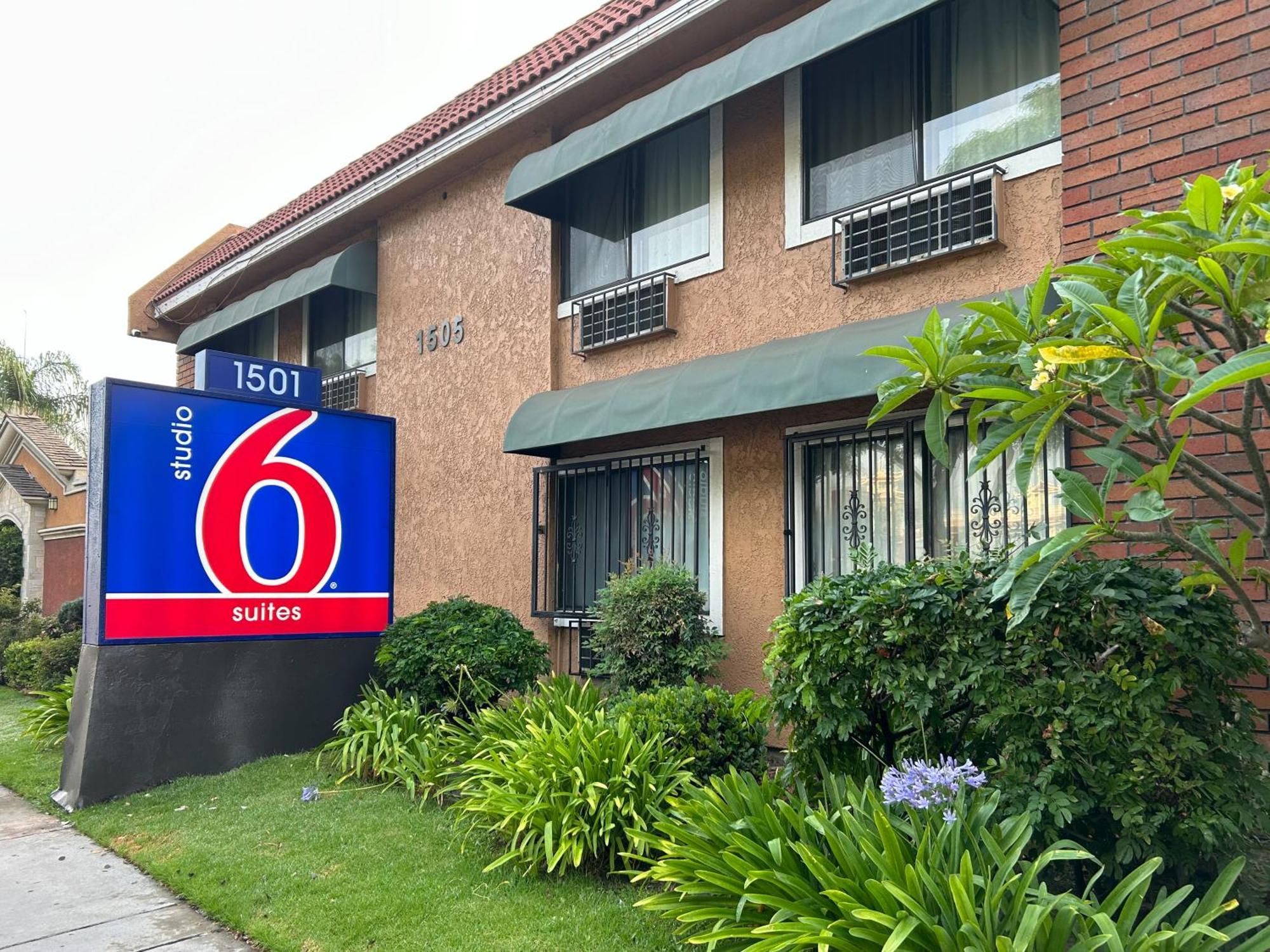 Studio 6 Suites Santa Ana, Ca ภายนอก รูปภาพ